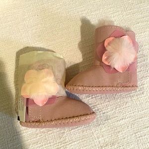 Ugg infant Cassie poppy pink boot (0-1 mo)